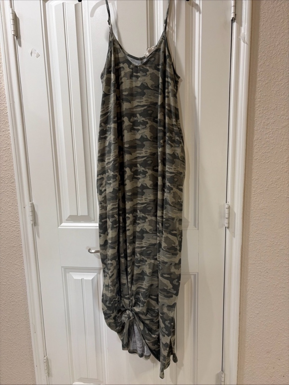 entro Camo Print Maxi Dress in Green with pockets.